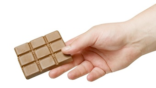 Iranian Chocolate Thief Will Lose His Hand